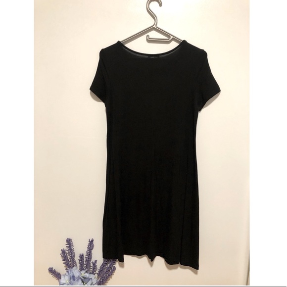 Midi Black Dress with short sleeves - Picture 4 of 4